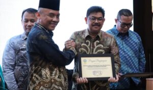 Dinas Kominfo Kalsel Raih Penghargaan P4GN
