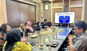 Diskominfo Palangkaraya Pelajari Pembentukan CSIRT di Kalsel