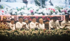 Gubernur H. Muhidin Hadiri Tablig Akbar dan Haul ke-5 H. Andi Arsyad bin La’ Conding Petta Tappu di Masjid Masjid Agung Al-Falah Tanah Bumbu