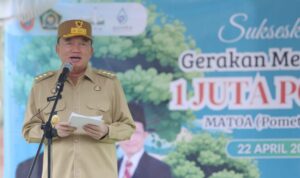 Gubernur H. Muhidin Pimpin Gerakan Penanaman Pohon Matoa, Komitmen Pelestarian Lingkungan di Banua