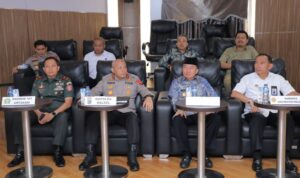 Gubernur H. Muhidin dan Forkopimda Rakor Bersama Kemenko Polhukam, Berharap PSU Pilkada Banjarbaru Aman dan Tertib Terkendali
