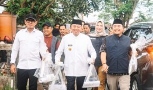Gubernur H. Muhidin dan Wamendagri Bima Arya Cek Langsung Kesiapan logistik PSU Pilkada Banjarbaru