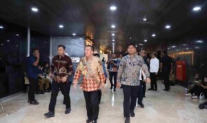 Gubernur Kalsel H. Muhidin RDP dengan Komisi II DPR RI, Tuai Pujian Paparan Singkat dan Jelas