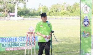 Herman Susilo Resmi Buka Turnamen Sepak Bola Barambai Cup 2025