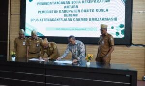 Pemkab Batola Tandatangani Kerjasama dengan BPJS Ketenagakerjaan untuk Perlindungan Pekerja Rentan