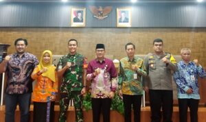 Pemkab Teken NPHD Bersama Penyelenggara Pilkada, Pj Bupati Minta untuk Sukseskan PSU