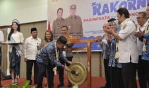 Rakornis Pariwisata, Gubernur H. Muhidin Pastikan Komitmen Pemprov Dorong Kemajuan Pariwisata dan Ekonomi Kreatif