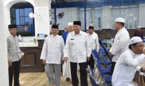 Tadarusan Rutin Malam Nuzulul Qur’an di Dikediaman Gubernur Kalsel H. Muhidin