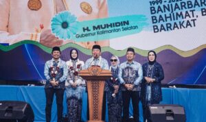 Tiga Serangkai Ditunjukan Gubernur H. Muhidin, Wagub Hasnuryadi dan Pj. Sekdaprov M. Syarifuddin di Harjad Kota Banjarbaru