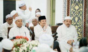 Wagub Hasnuryadi Hadiri Haul Datuk Kasyful Anwar di Ruang Induk Musholla Raudhatul Anwar Martapura