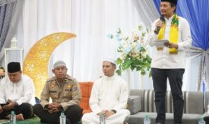 Wagub Hasnuryadi Safari Ramadan di Masjid Apung Sayyidina Ja’far Siring Laut Kabupaten Kotabaru