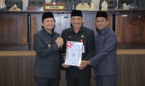 Wagub Hasnuryadi Terima Rekomendasi DPRD atas LKPj Pemprov 2024, Landasan Melanjutkan Program Strategis Kemajuan Banua