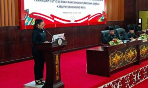 DPRD Dari Fraksi PDIP Dukung Raperda Usulan Pemkab Murung Raya Segera Di Bahas Jadi Perda