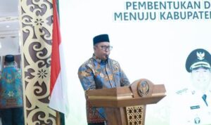 Bupati Batola Resmikan Kick Off Desa Semangat Baja untuk Percepatan Sanitasi