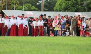 Batola  Gelar Upacara Penurunan Bendera HUT RI ke-80