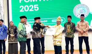 Gubernur Kalsel Terima Penghargaan PGM Award 2025 atas Kepemimpinan