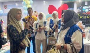 IWAPI Kalsel Hadir di Kalsel Expo 2025, Tawarkan Konsultasi Halal dan Kampanye Perlindungan Perempuan
