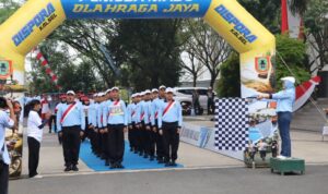 Lomba Gerak Jalan SKPD dan Dewasa Putera Meriahkan HUT RI dan Hari Jadi Kalsel dengan Semangat Kebangsaan
