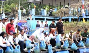 Pj Bupati Dukung Ketahanan Pangan dengan Launching Bibit Ikan dan Pasar Murah di Trahean