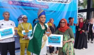 Al-Fata Martapura Barat Raih Juara I Lomba Sinoman Hadrah