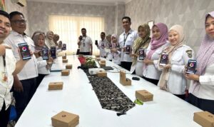 Biro Kesra Kalsel Luncurkan Aplikasi SIPOLAYANDAS untuk Layanan Keagamaan