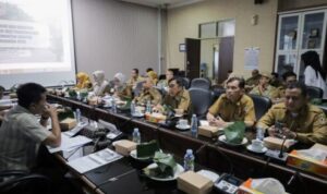 DPRD Kalsel dan Disnakertrans Bahas Strategi Tekan Pengangguran