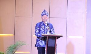 Dinkes Kalsel Anugerahkan Tenaga Kesehatan Teladan 2025