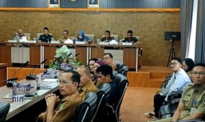 Menko PM Muhaimin Iskandar Ingatkan Pengendalian Inflasi & Pemberdayaan Tekan Kemiskinan