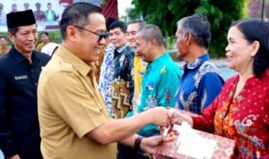 Pj Bupati Lepas 33 PNS Purna Tugas, Tekankan Disiplin & Etos Kerja