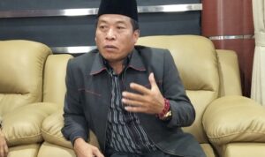 Ketua DPRD Murung Raya Mendorong Pemda Sediakan Bus Sekolah untuk Anak Pelajar