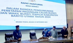 Shalahuddin-Felix Resmi Ditetapkan Sebagai Bupati dan Wakil Bupati Terpilih