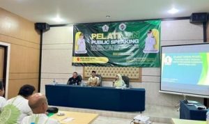 Bupati Batola Buka Pelatihan Public Speaking Aparatur Desa