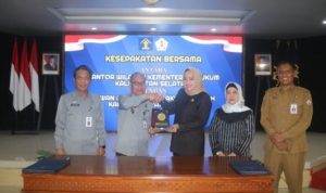 DPRD Batola Teken Kerja Sama Hukum dengan Kanwil Kemenkum Kalsel