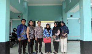 Pastikan Arus Informasi Lancar, Diskominfo Kalsel Cek Kesiapan Media Center HST