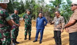 Bupati Heriyus dan Pihak Kodam XXII/Tambun Bungai Tinjau Lokasi Pembangunan Yon TP