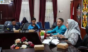 Rahmanto Muhidin Pimpin Rapat Persiapan Pemberangkatan Peserta Umrah STQ Murung Raya