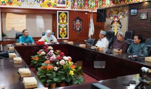 Pemkab Mura Berangkatkan 59 Peserta STQ XII untuk Ibadah Umrah