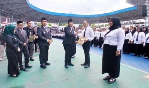Bupati Serahkan SK PPPK Paruh Waktu, Dorong Mutu Layanan Publik