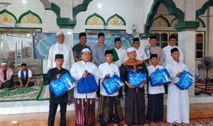 DPRD Murung Raya Gelar Buka Puasa Bersama dan Salurkan Bansos Kepada Anak Yatim dan Warga