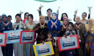 Maya Savitri – Kalteng Fashion Festival 2025 Angkat Kerajinan Lokal