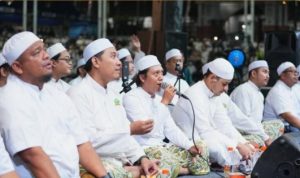 Tunaikan Nazar, Shalahuddin Gelar Barito Utara Bershalawat