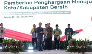 Gubernur Kalsel Raih Penghargaan Nasional Pembina Terbaik Pengelolaan Sampah 2026