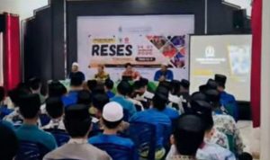 Firman Yusi Isi Reses dengan Menyambangi Pondok Pesantren