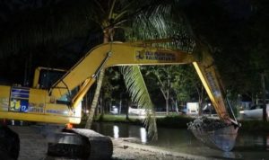 Pemkot Banjarmasin Keruk Sungai Gatot Subroto Cegah Banjir