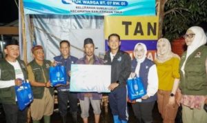 Wali Kota Banjarmasin Antar Langsung Bantuan Sembako ke Korban Banjir