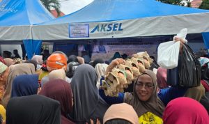 Ratusan Warga Serbu Bazar Murah dan GPM