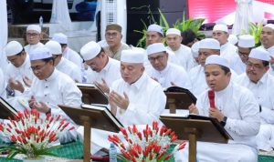 Gubernur Muhidin Khataman Al-Qur’an Bersama Pejabat Pemprov Kalsel