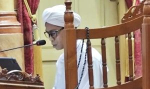 Khatib Ingatkan Umat Islam Hindari Buruk Sangka dan Perbanyak Iman