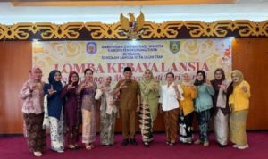 Semangat Raden Ajeng Kartini Menggema di Murung Raya, Lomba Kebaya Lansia Meriahkan Peringatan Hari Kartini 2026