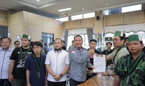 DPRD Kalsel Setujui Delapan Tuntutan Badko HMI